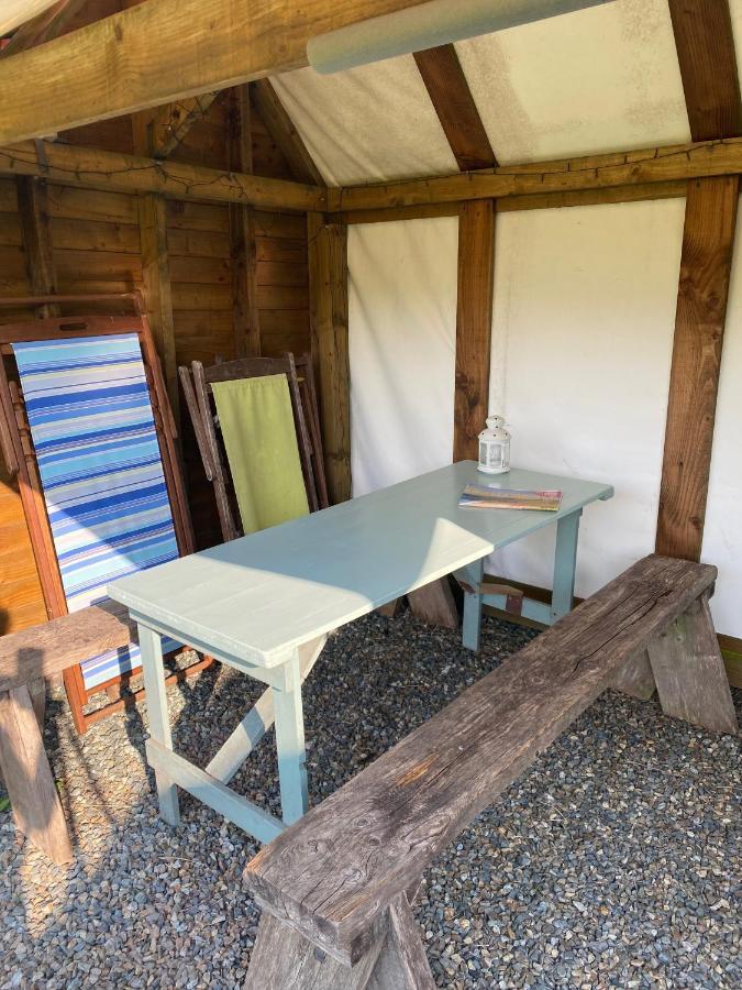 Mill Haven Place Glamping-Yurt 1 Talbenny Exteriér fotografie
