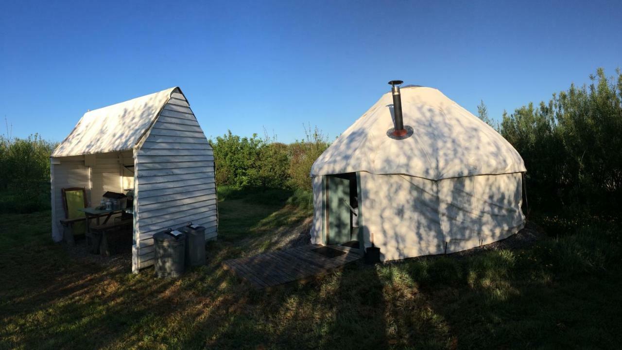 Mill Haven Place Glamping-Yurt 1 Talbenny Exteriér fotografie
