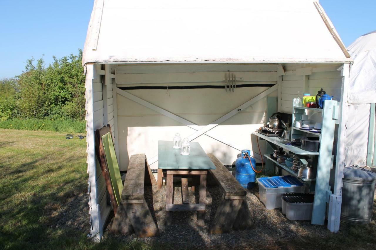 Mill Haven Place Glamping-Yurt 1 Talbenny Exteriér fotografie